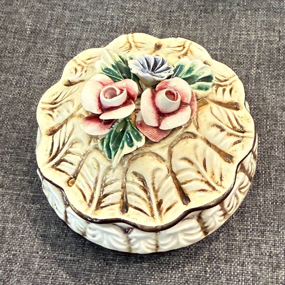 Vintage Capodimonte Hand Painted Italian porcelain ceramic jewerly box